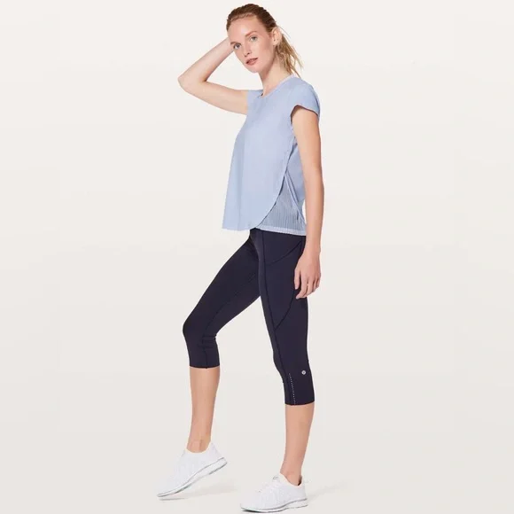 NWOT Lululemon Just Pleat It Short Sleeve Shirt Cool Breeze Size 6 - Picture 5 of 12